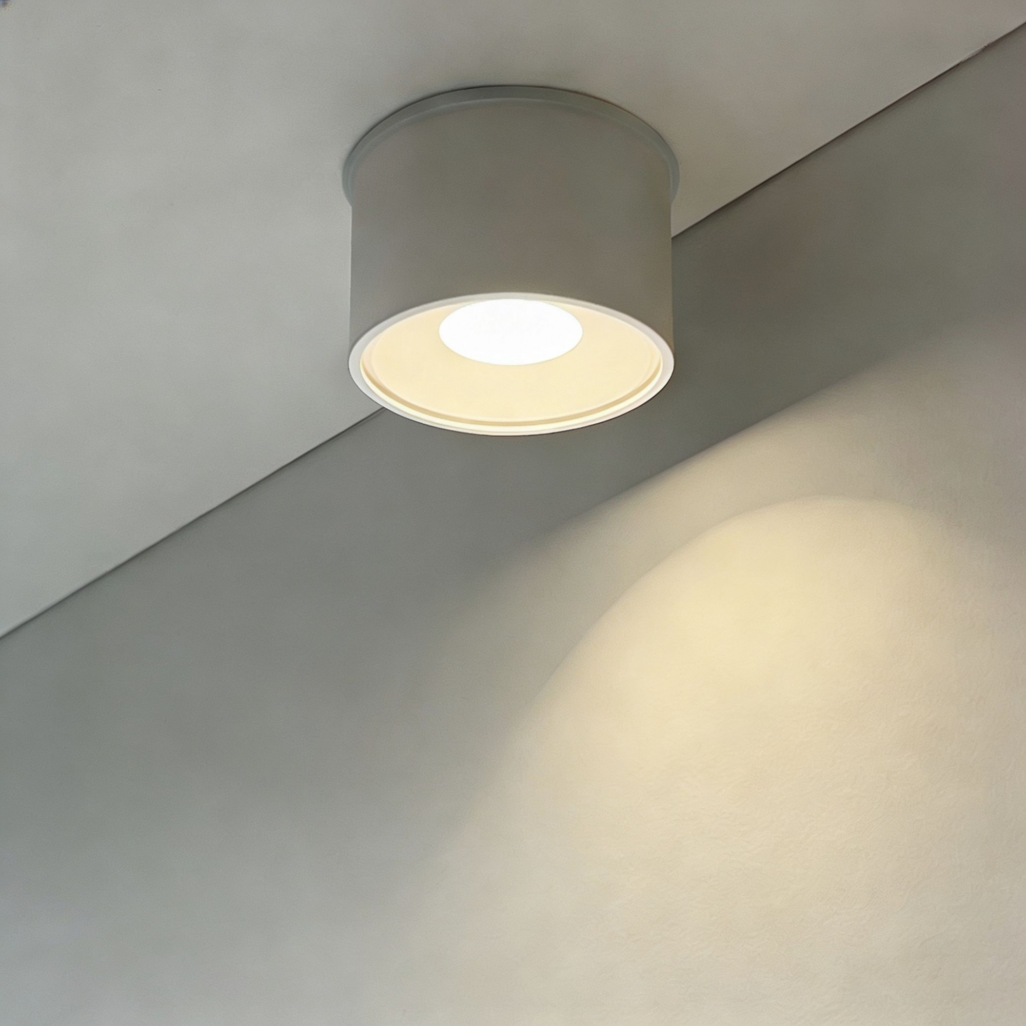 WTA.O01.007.30.07 WERTMARK TECHNICAL ALTAIR светильник точечный накладной, LED, 7W, 3000K